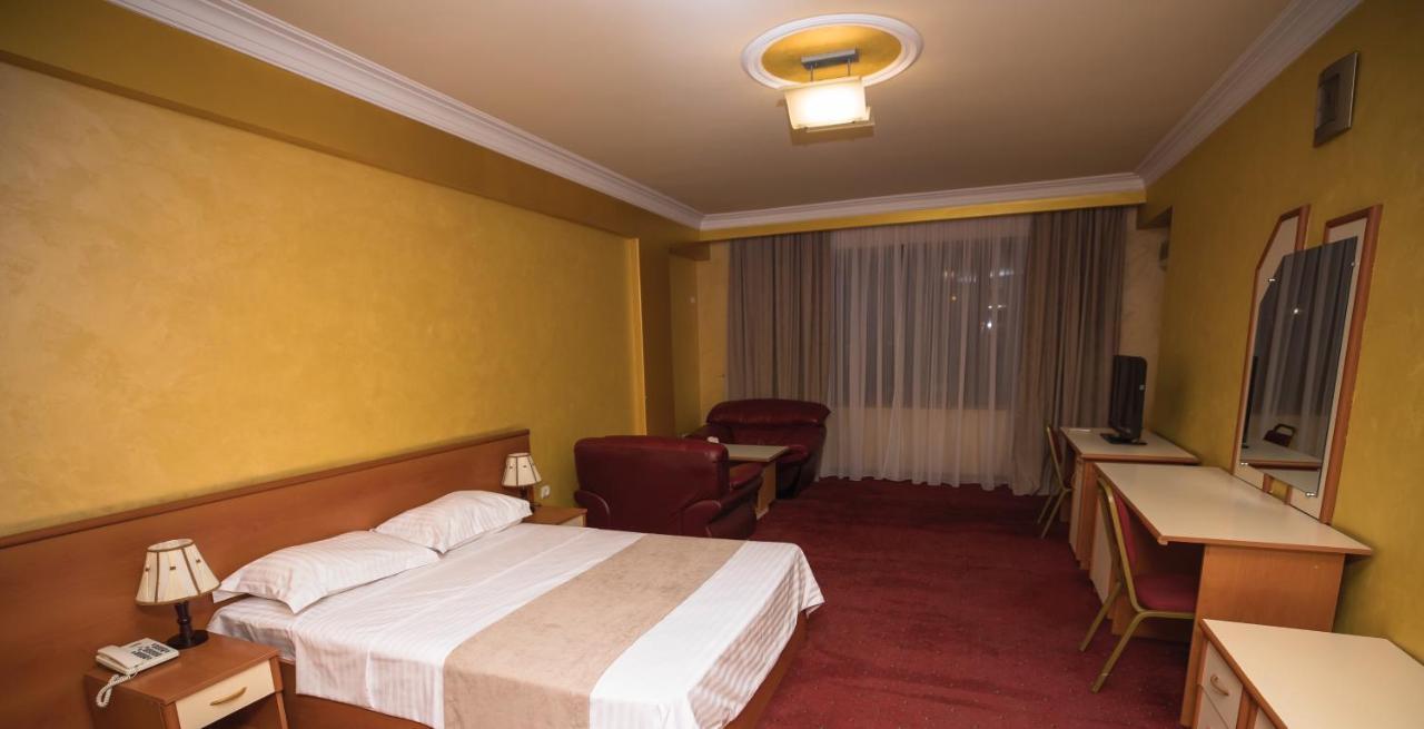 Nor Dzoraberd Hotel Complex Erevan Exterior foto