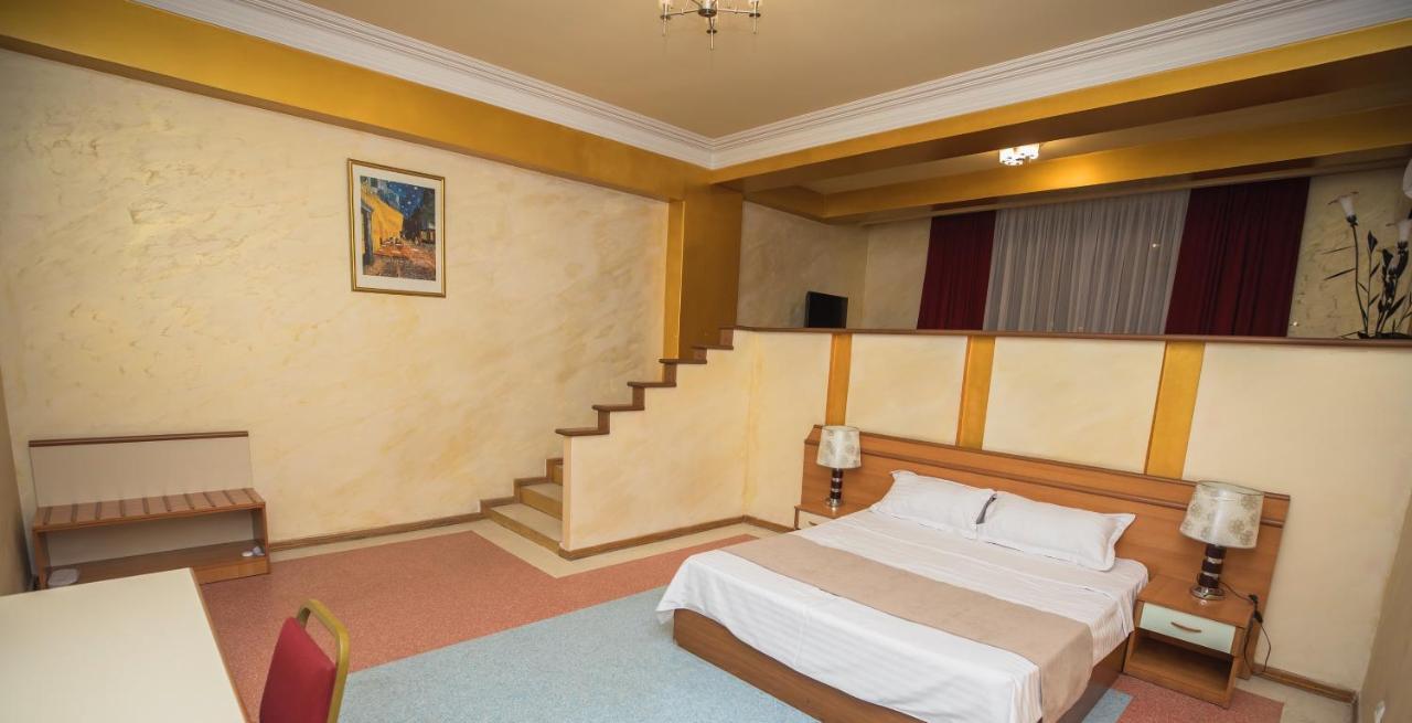 Nor Dzoraberd Hotel Complex Erevan Exterior foto
