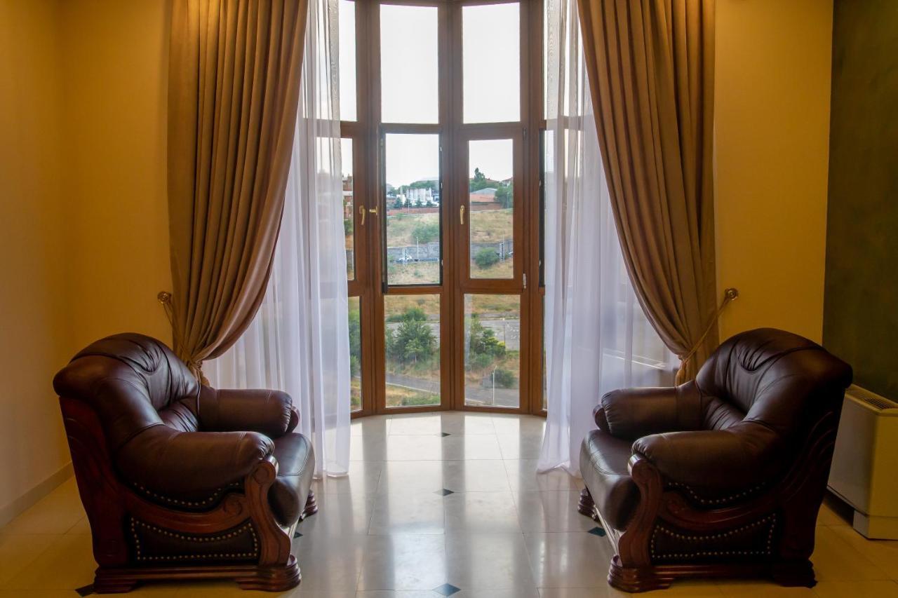 Nor Dzoraberd Hotel Complex Erevan Exterior foto
