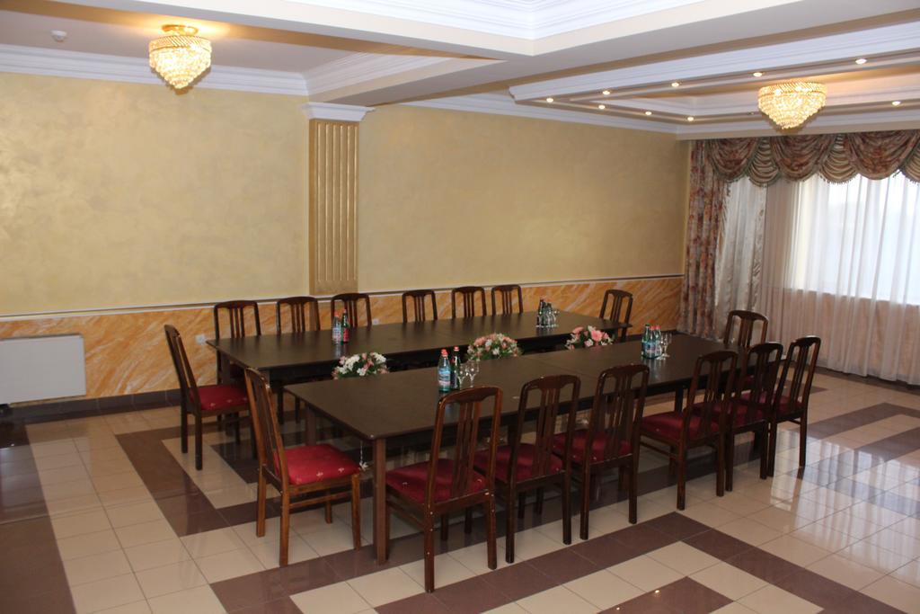 Nor Dzoraberd Hotel Complex Erevan Exterior foto