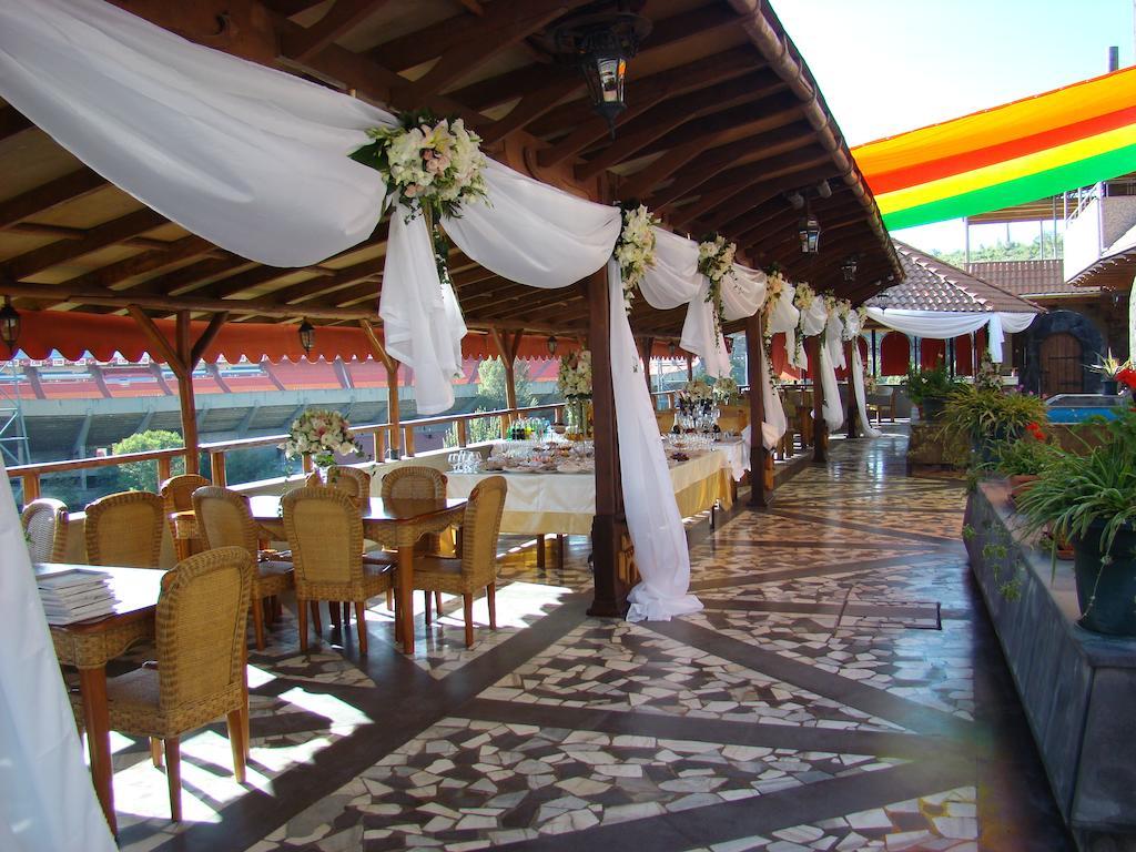 Nor Dzoraberd Hotel Complex Erevan Exterior foto