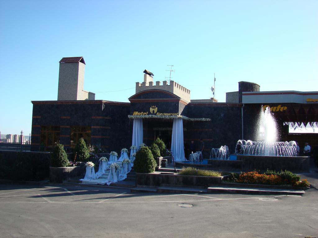 Nor Dzoraberd Hotel Complex Erevan Exterior foto